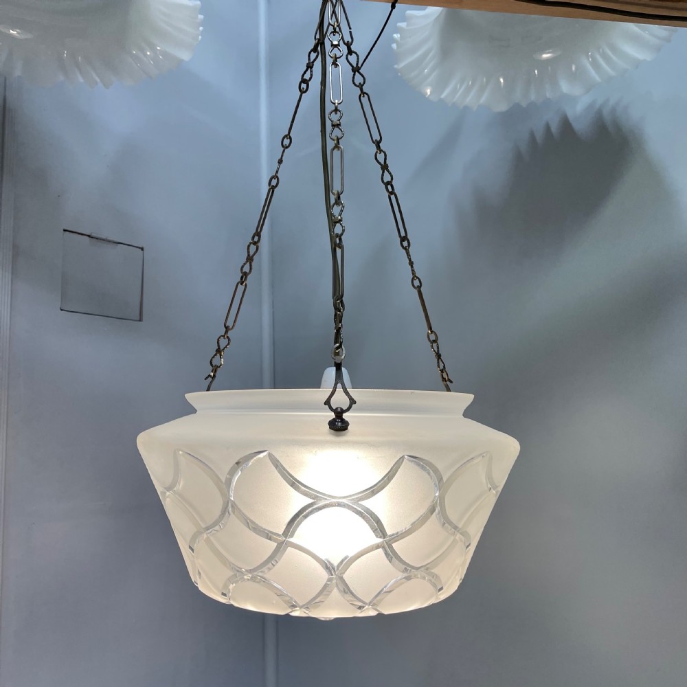 Cut and frosted glass plafonnier pendant shade