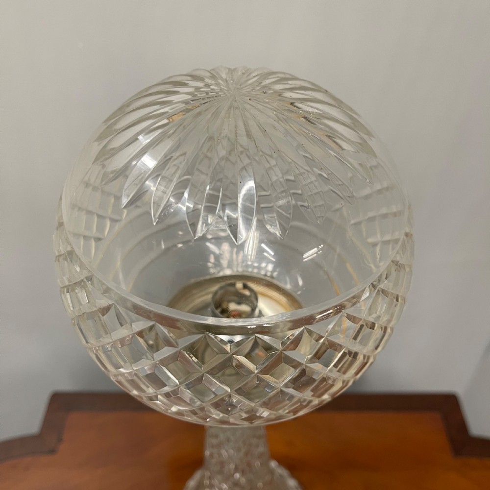 Cut and pressed glass globe table lamp View III