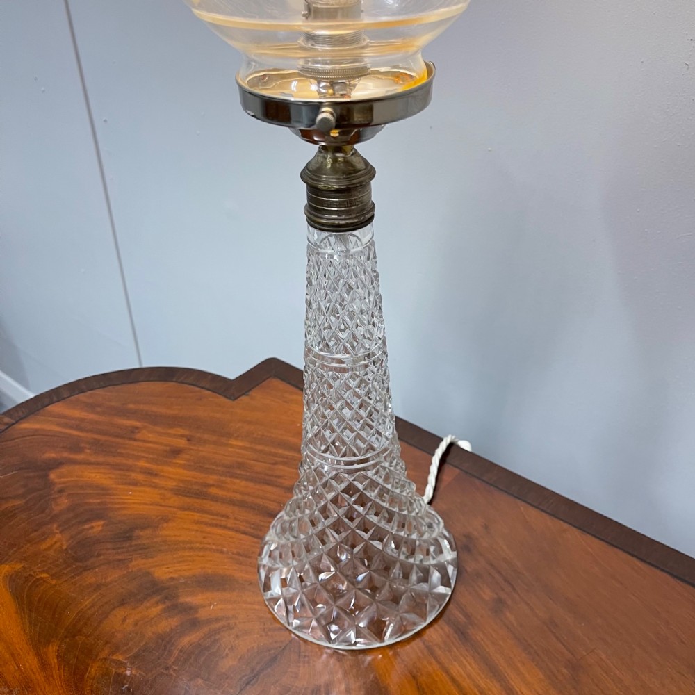Cut and pressed glass globe table lamp View VI