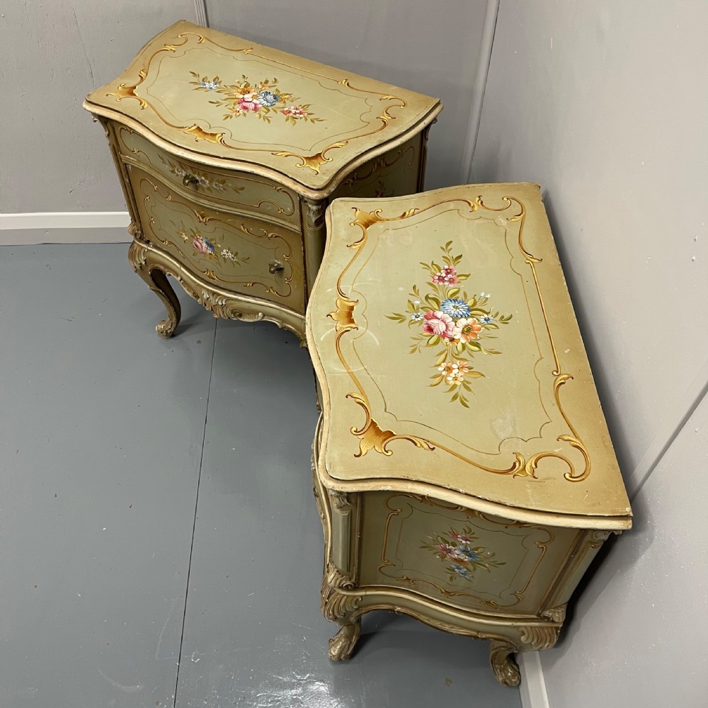 Pair of Venetian bedside cabinets  View VI