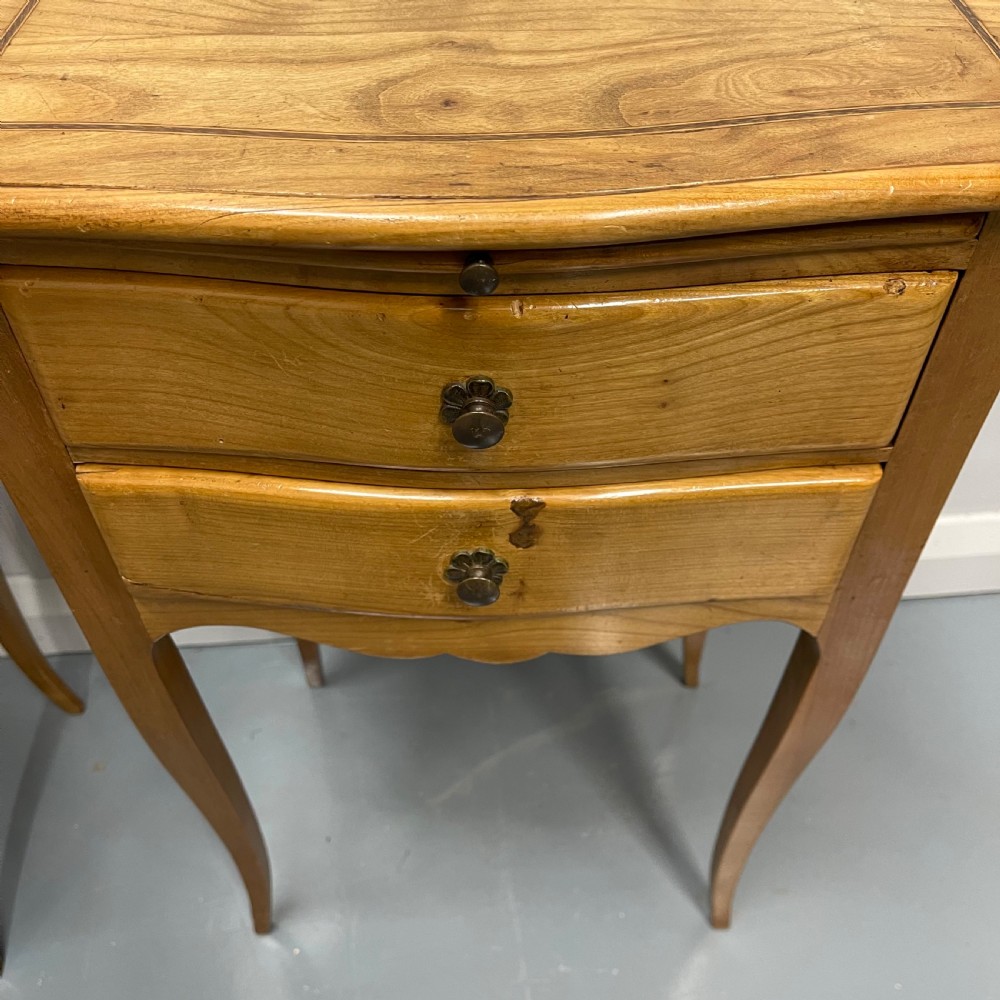 Pair of French ash inlaid bedside lamp tables View IX