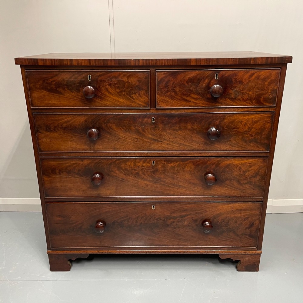 Georgian mahogany chest of drawers with hidden drawer View V