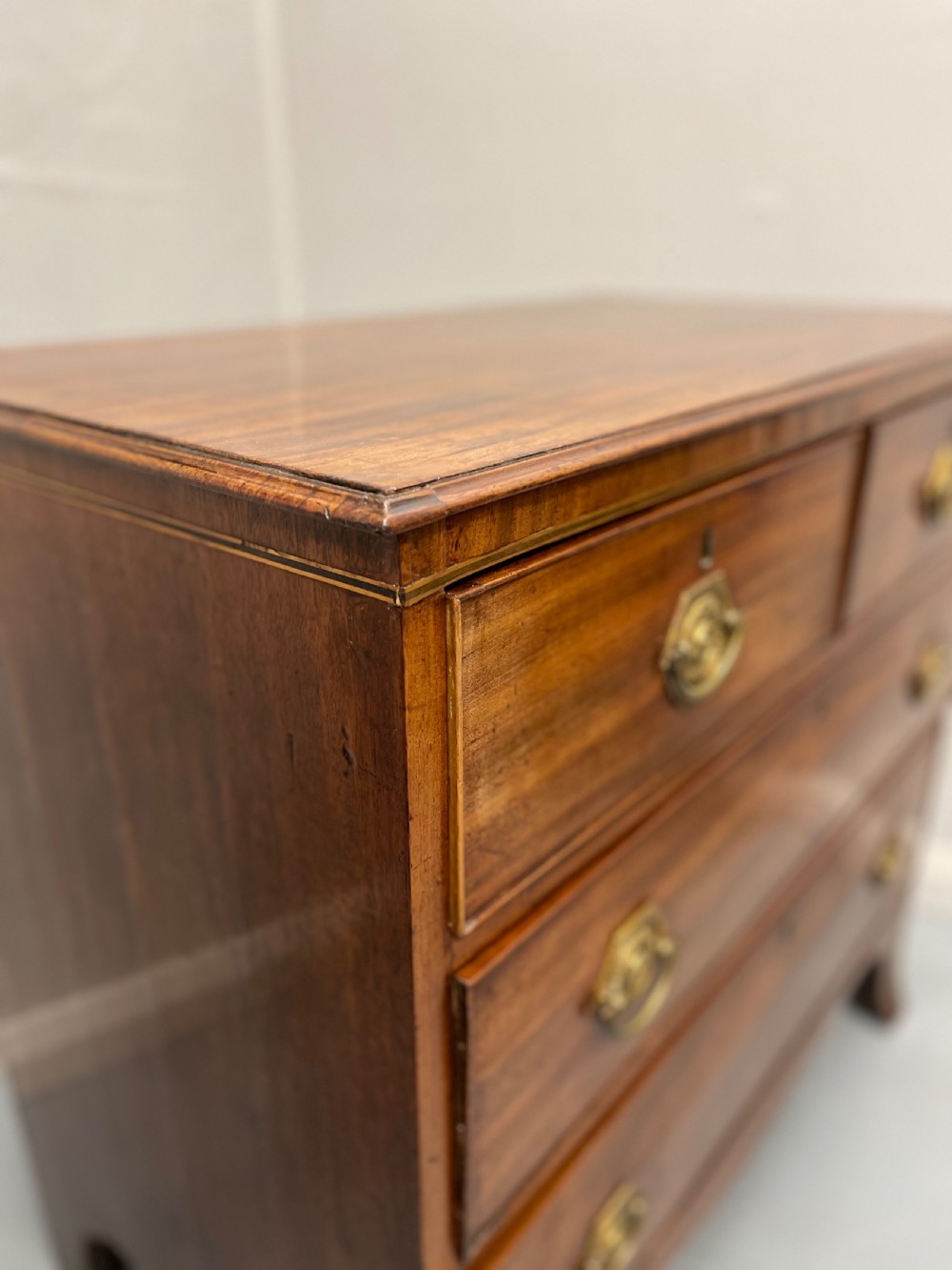 Small Georgian mahogany chest of drawers View III