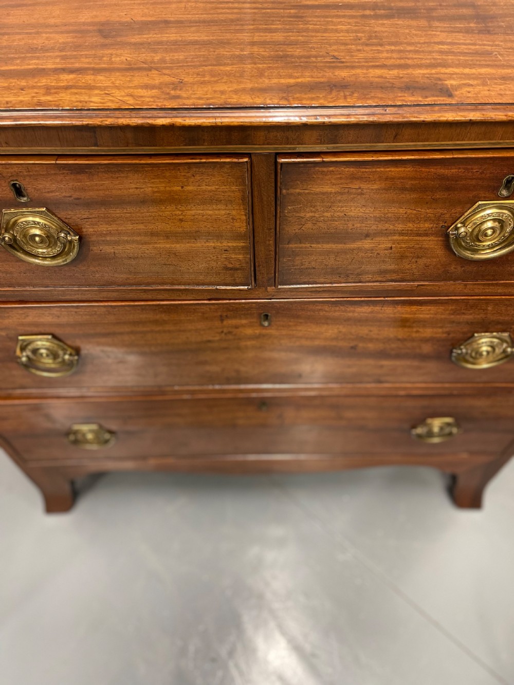 Small Georgian mahogany chest of drawers View VI