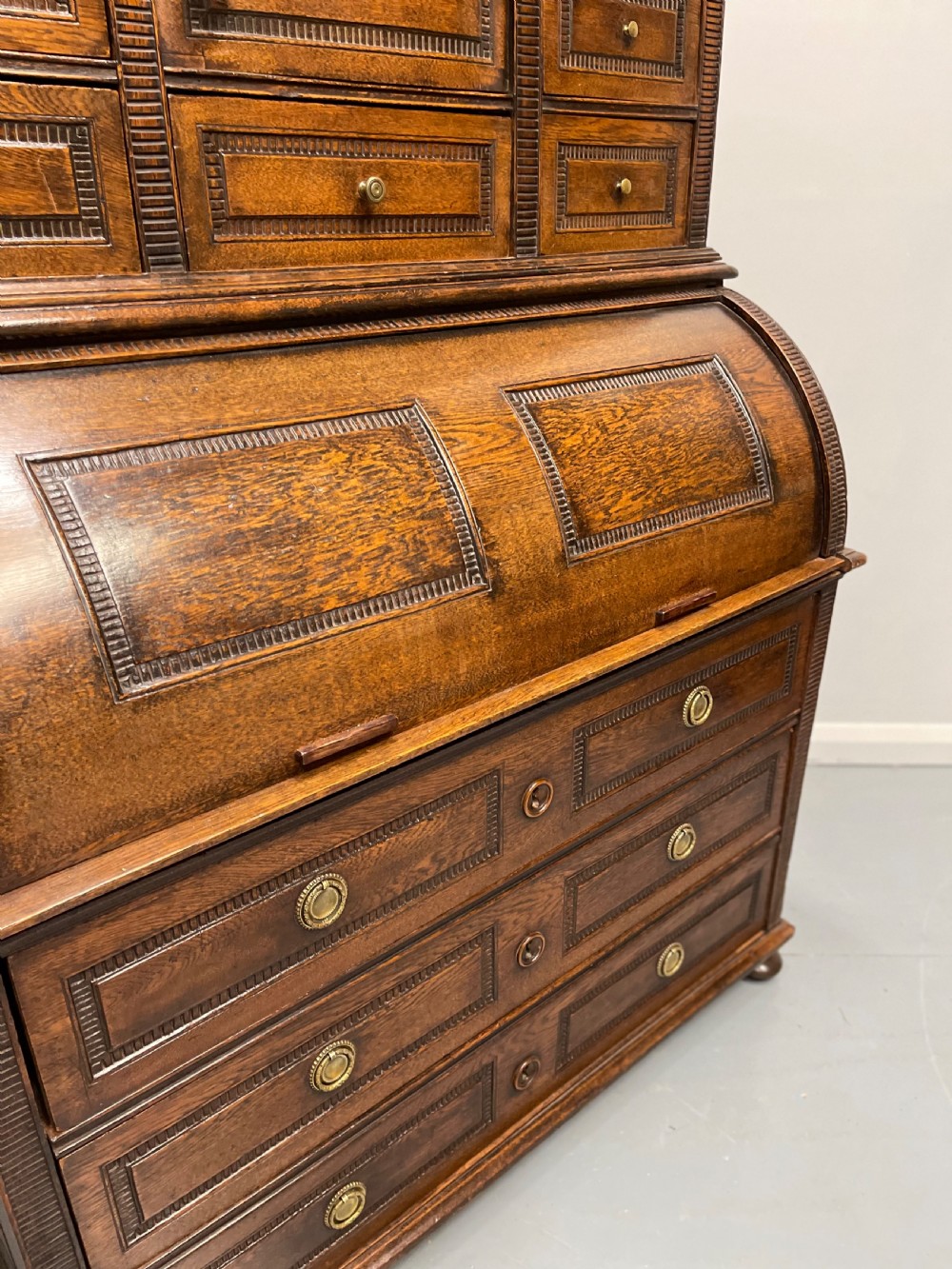 Solid oak Flemish cylinder bureau with drawers View VI