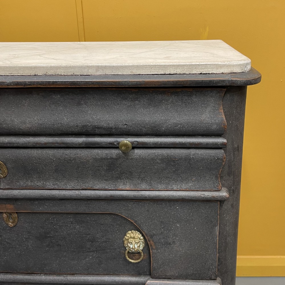 Dutch 18th century painted commode with faux marble top View VII