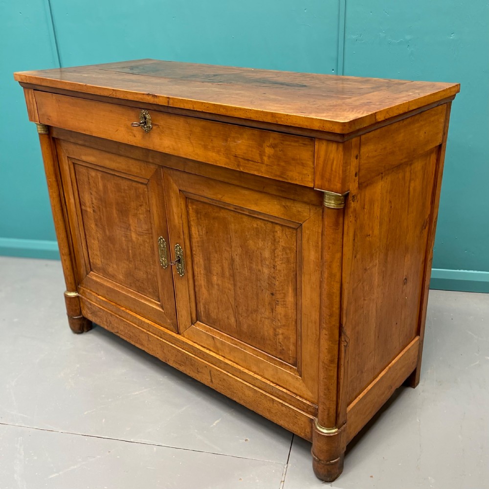 French 18th century pear wood buffet sideboard View II