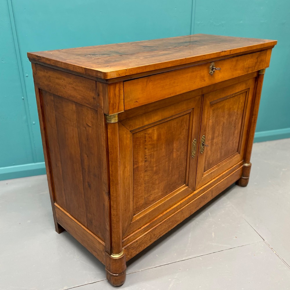French 18th century pear wood buffet sideboard View IX