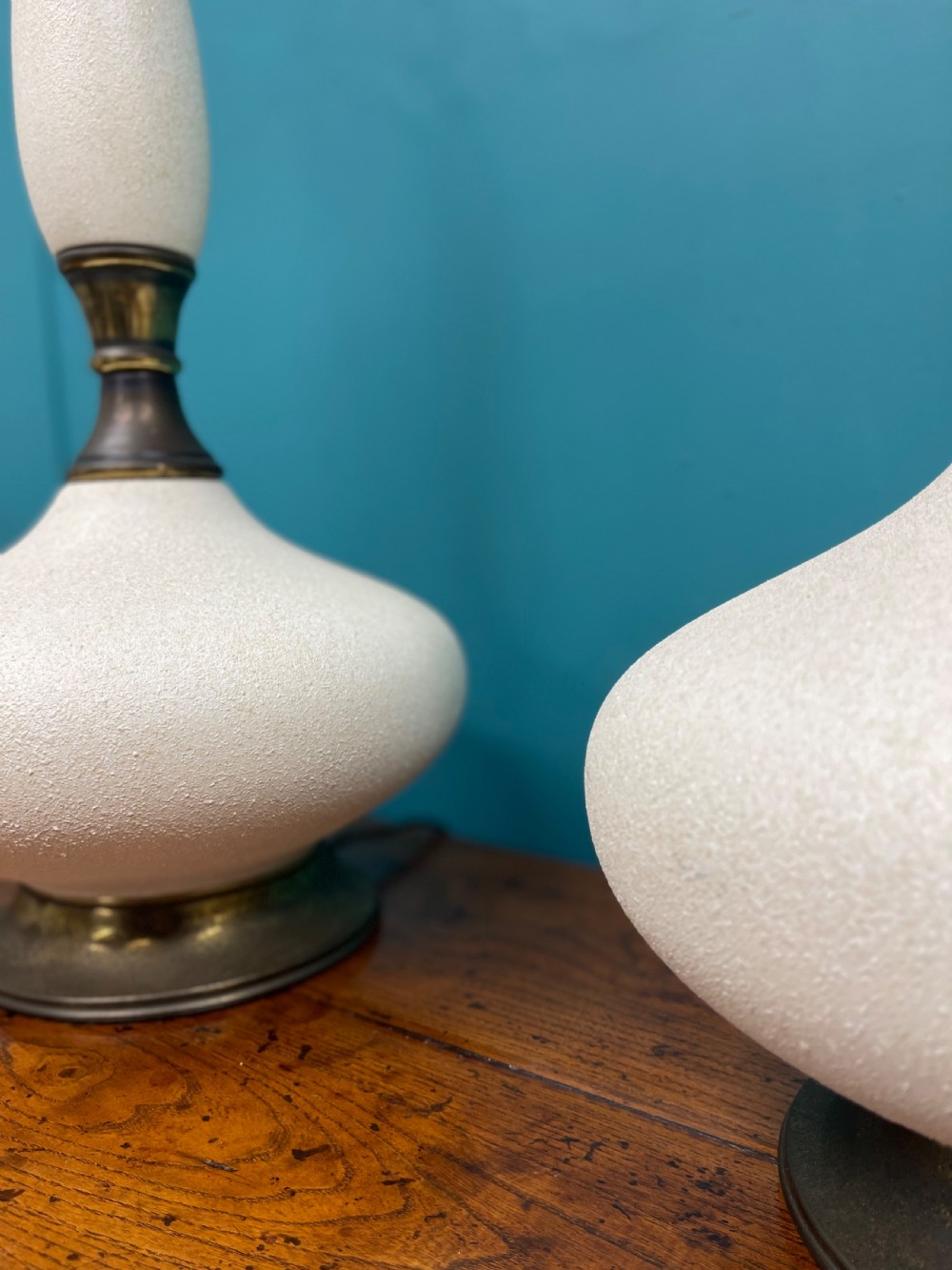 Grand scale pair of Art Deco lamps View IV