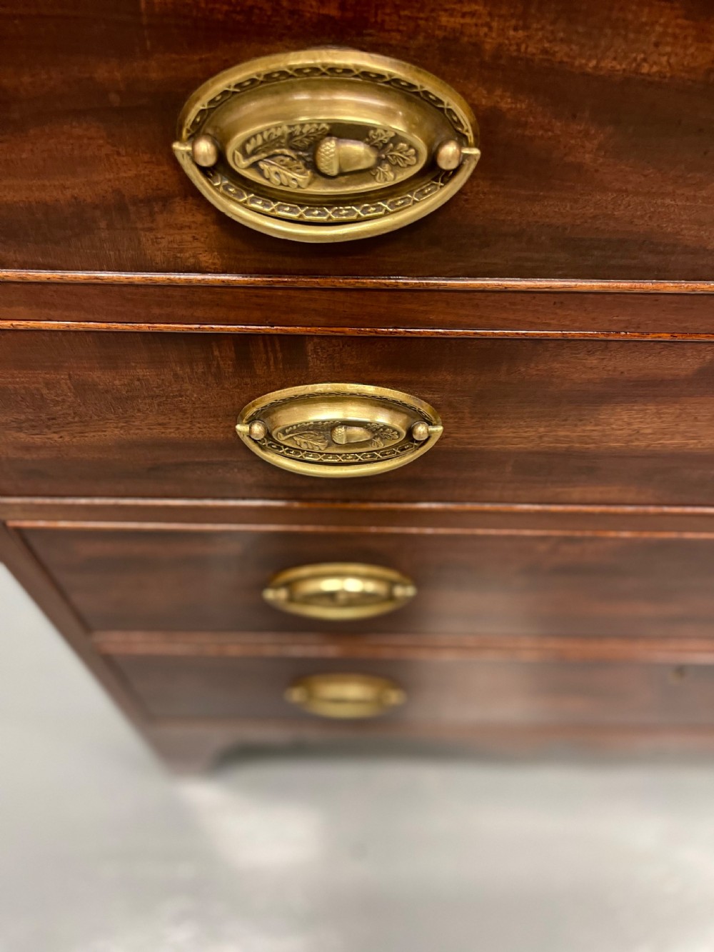 Regency mahogany chest of drawers  View VI