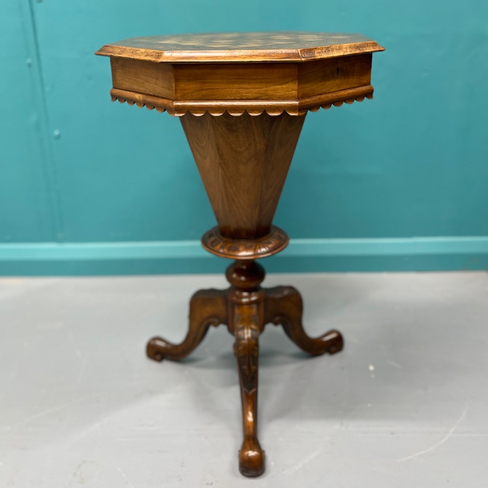 Games top sewing work table in walnut  View IV