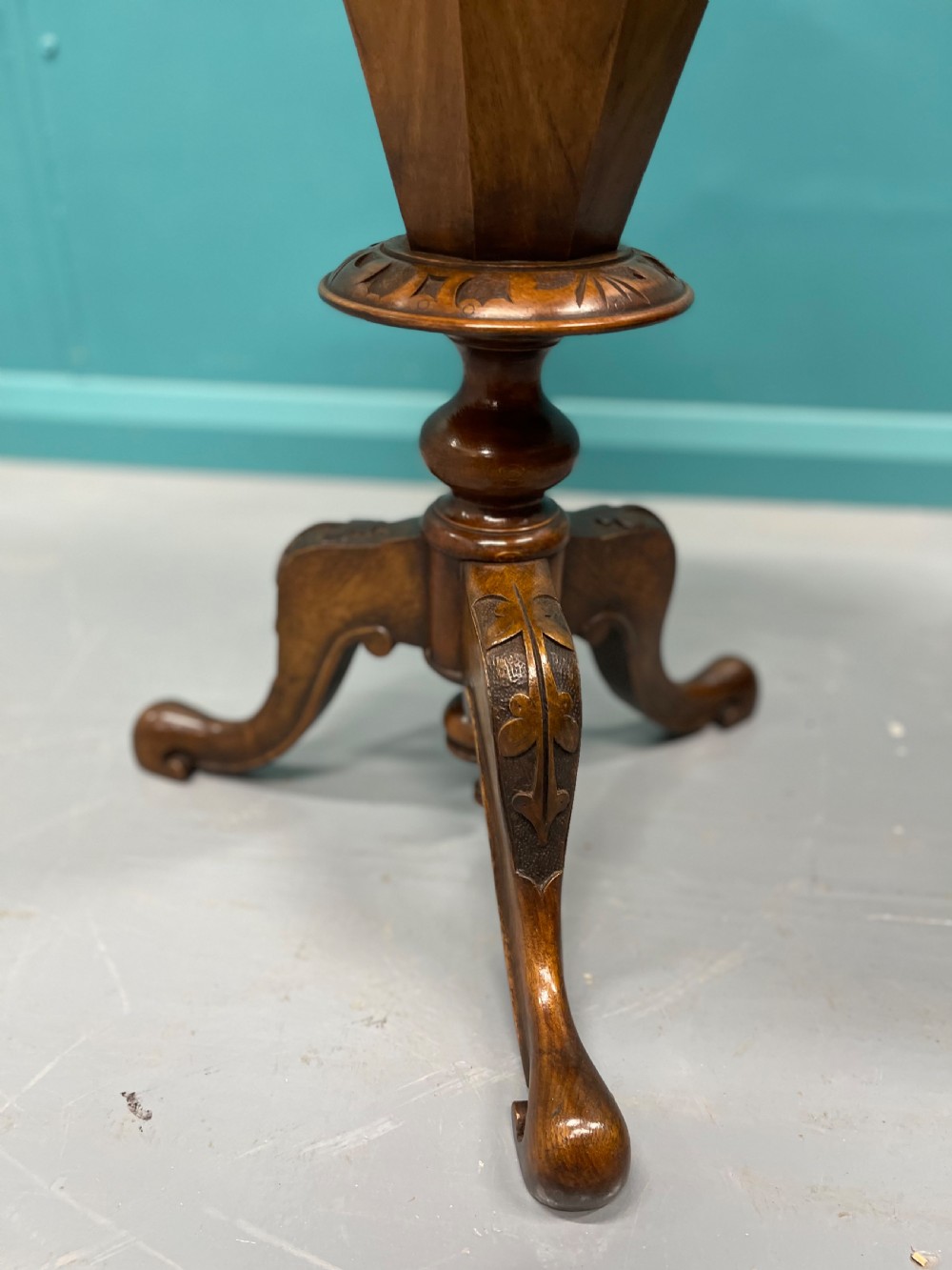 Games top sewing work table in walnut  View VI
