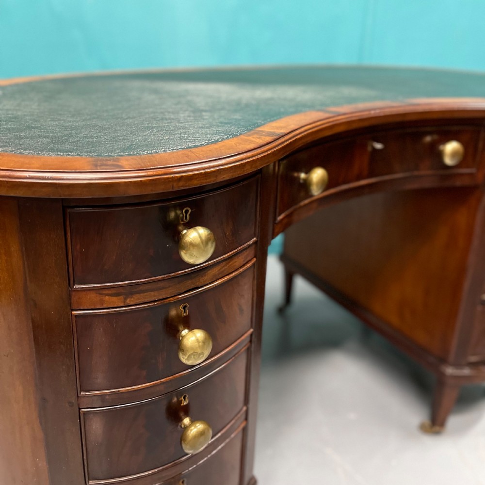 19th century freestanding kidney desk  View VIII