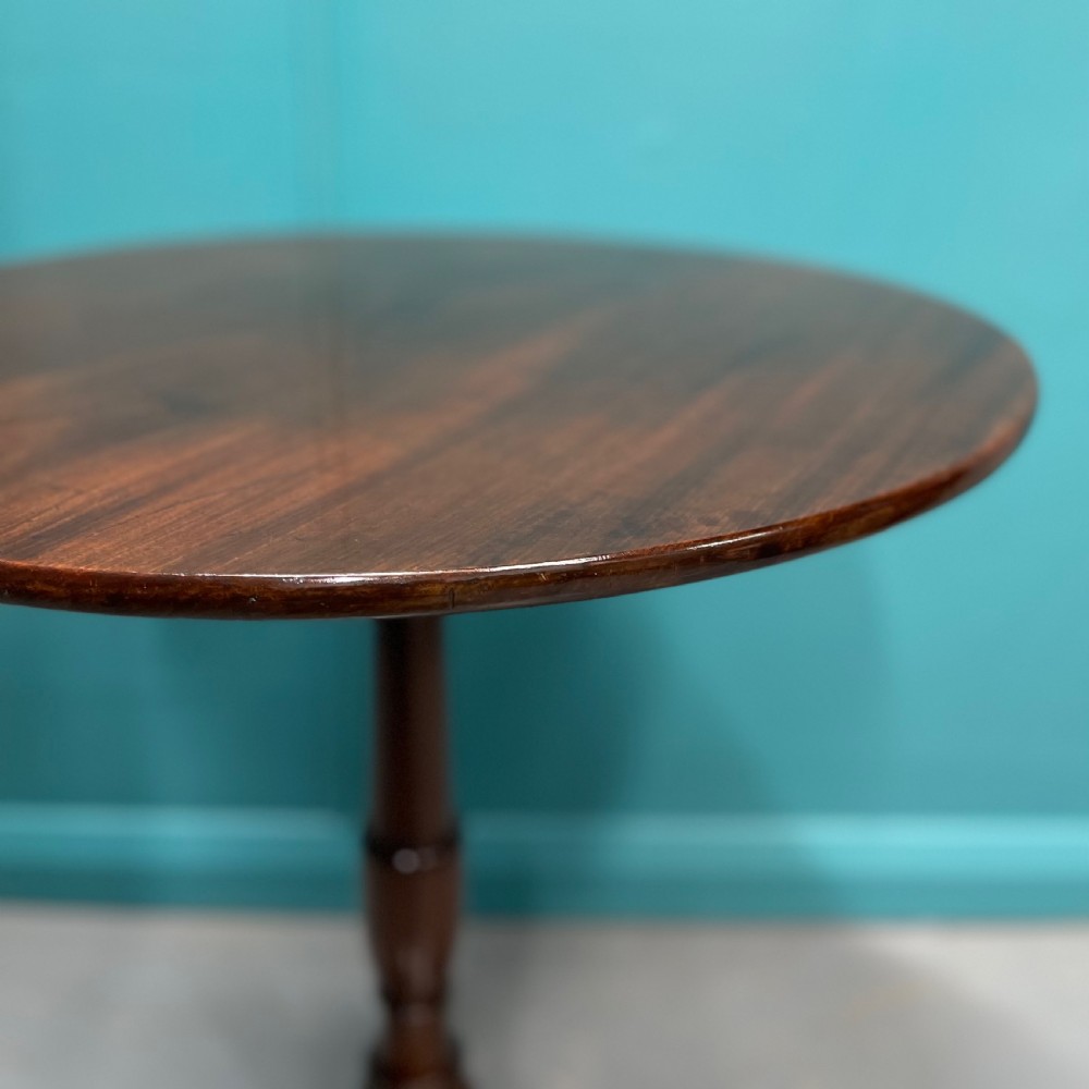 Georgian mahogany round tilt top pedestal table View IX