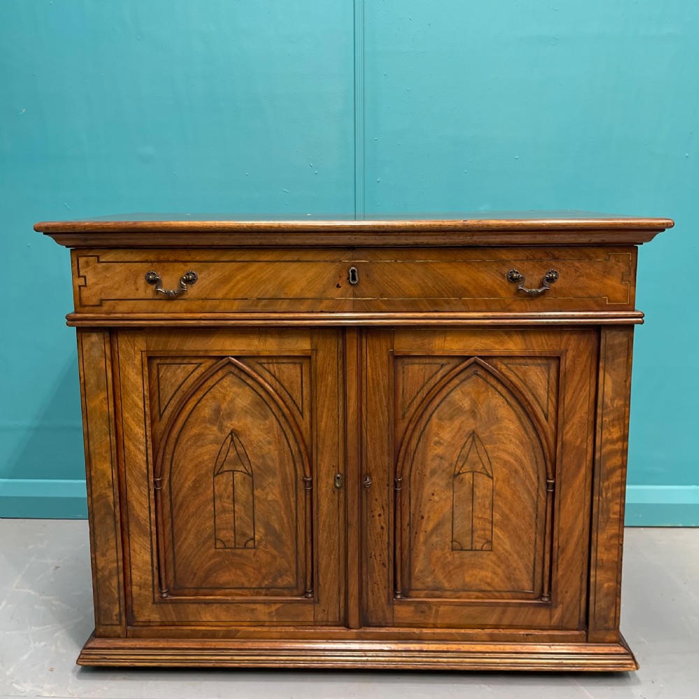 Georgian mahogany and brass inlaid cabinet