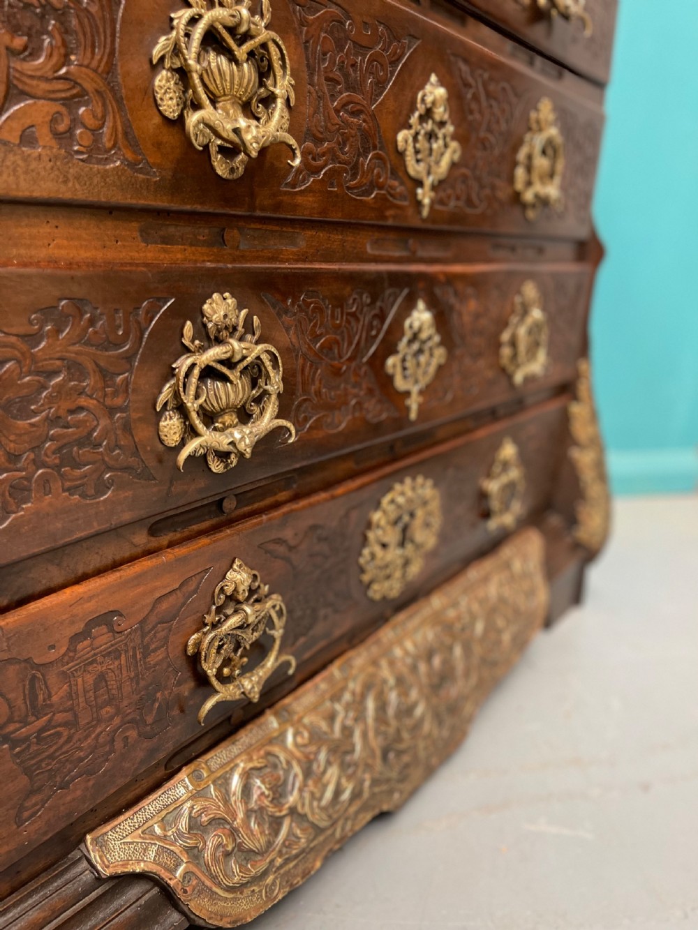 19th century Dutch Colonial 7 drawer tall chest View VIII