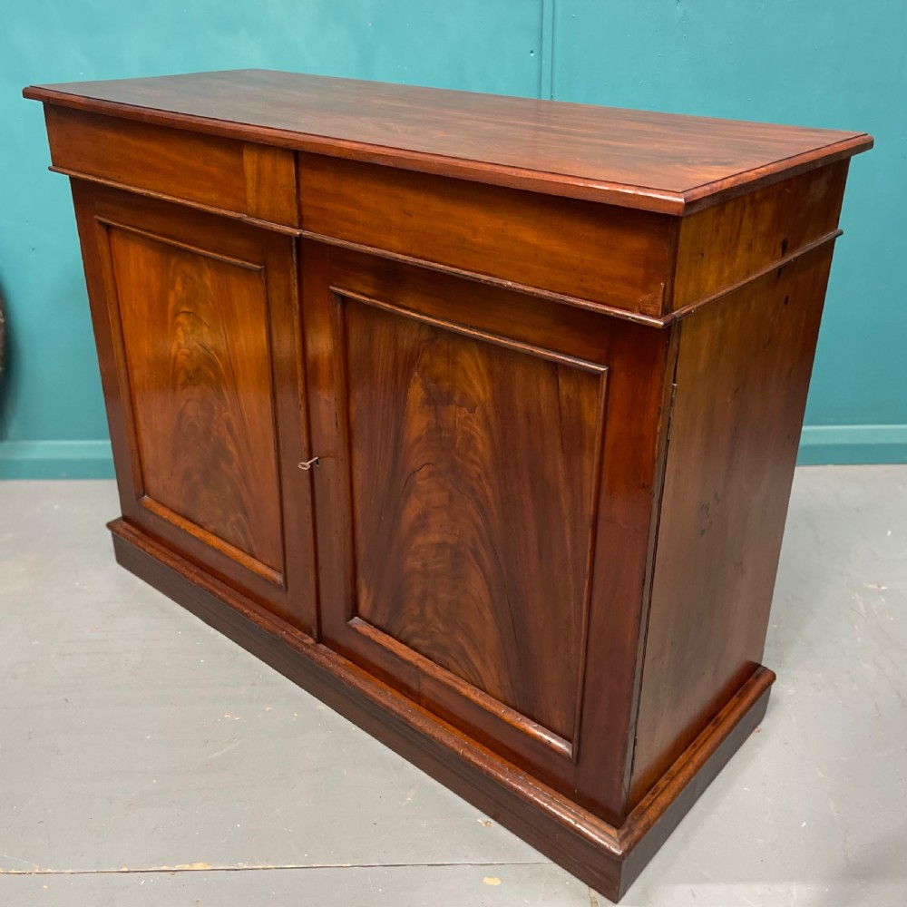 William IV mahogany chiffonier cabinet View VI