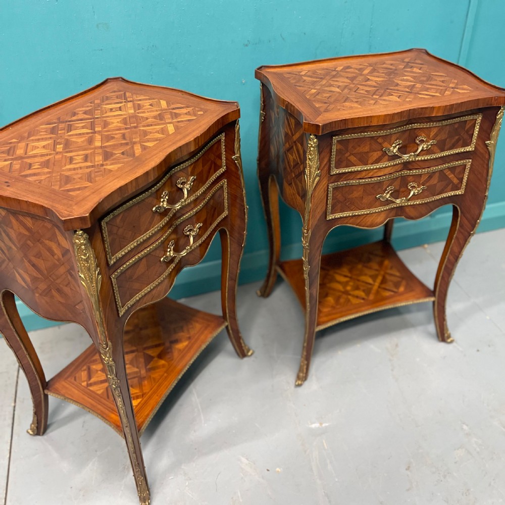 Pair of French kingwood parquetry bedside cabinets View VI