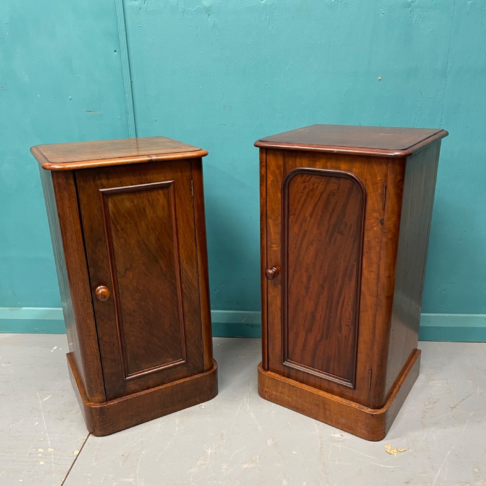 Near pair of bedside cabinets View VI