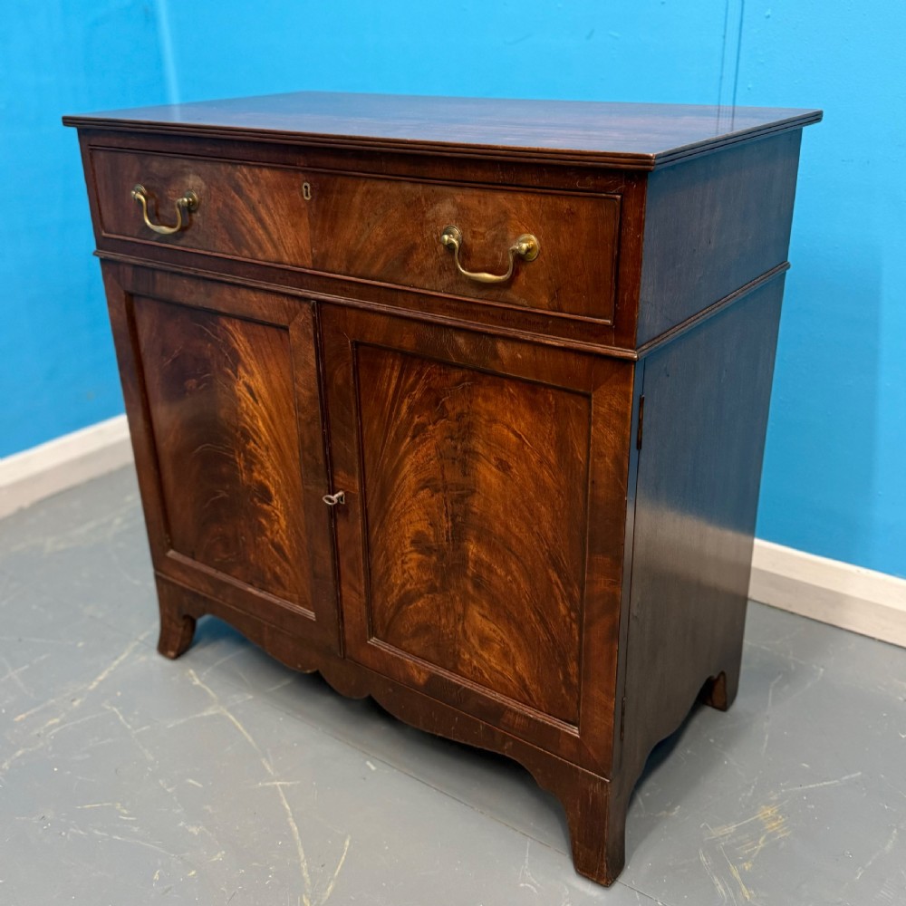 Edwardian 2 door side cabinet View II