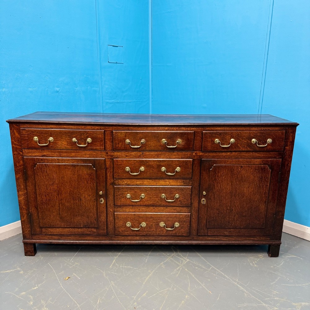 Late 18th century Welsh oak dresser base
