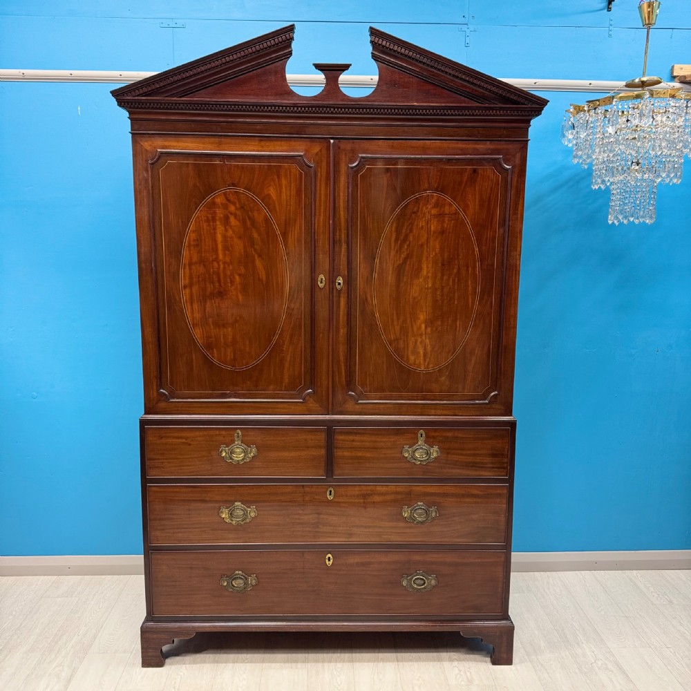 Late 18th century Georgian mahogany linen press View III