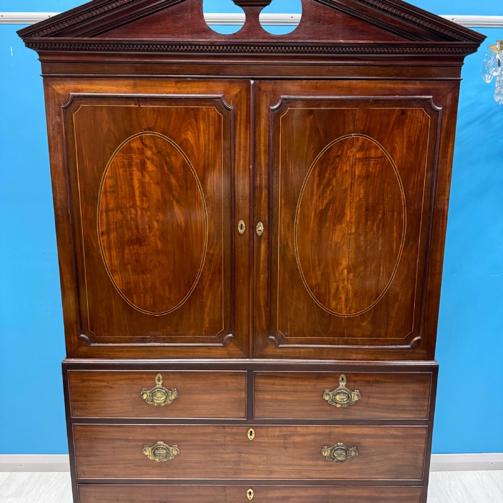 Late 18th century Georgian mahogany linen press View V