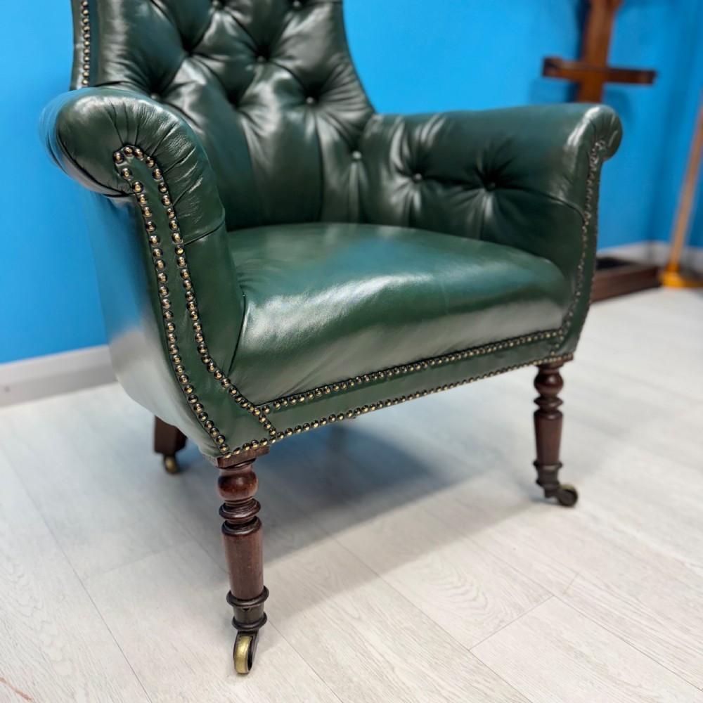 Regency buttoned leather armchair View III
