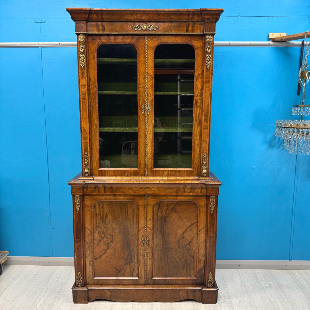 Outstanding quality walnut and brass mounted bookcase View II