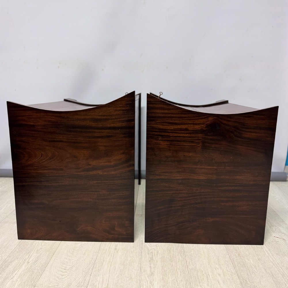 Pair of concave inlaid bedside cabinets View VII
