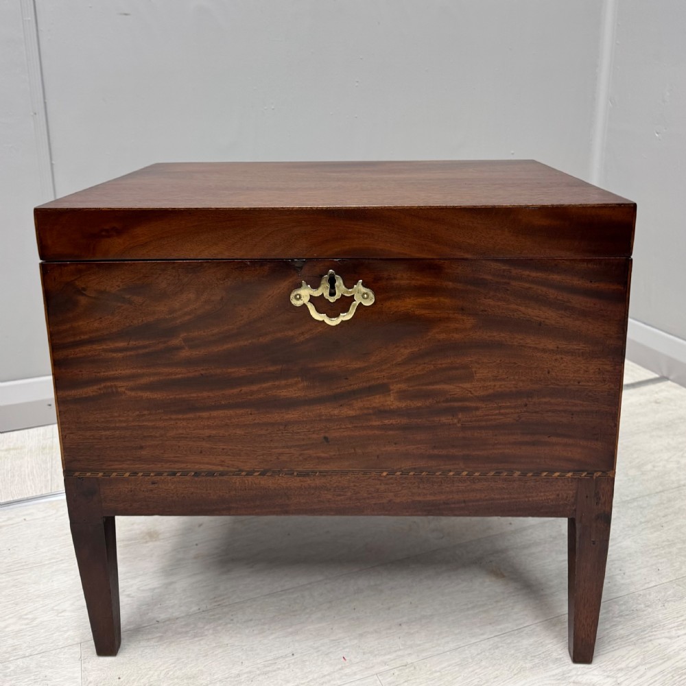 Georgian mahogany cellarette with lions mask View III