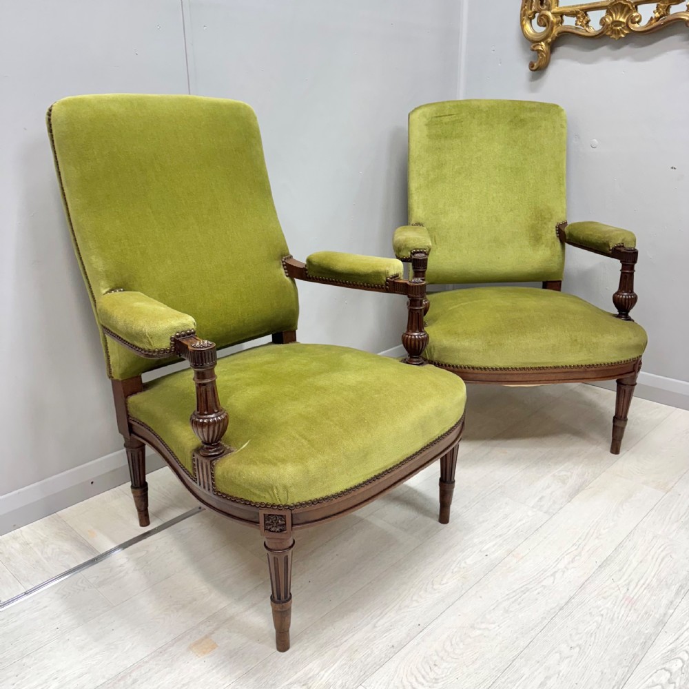 Pair of French open armchairs View IV