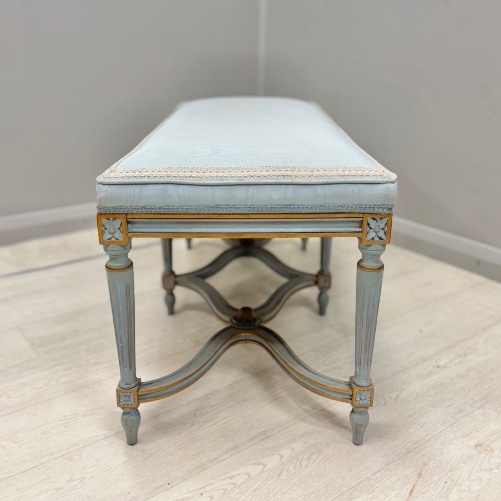 French Louis xvi style window seat in powder blue and gilt View VI