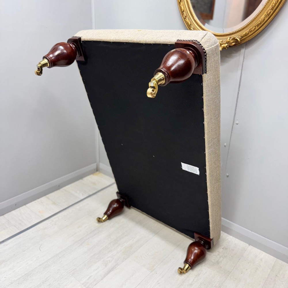 Large centre footstool in course linen View VII