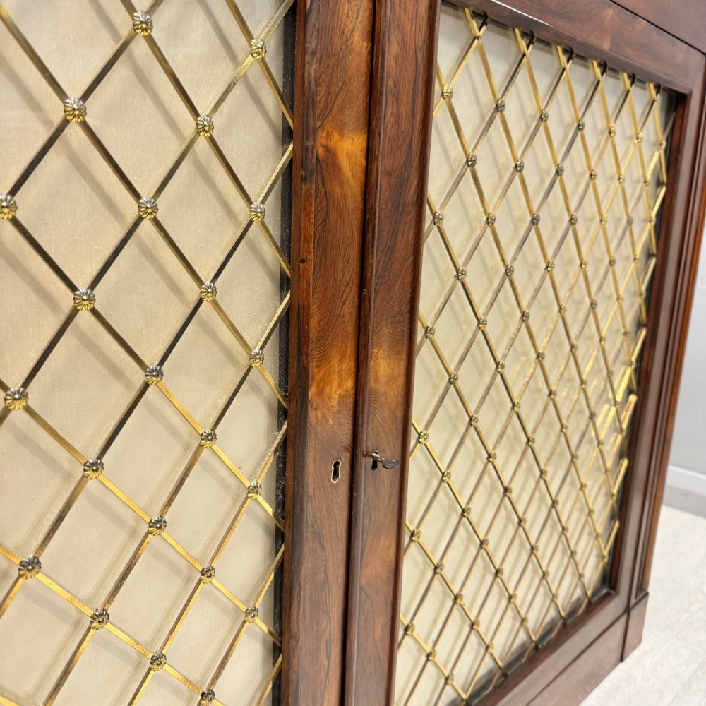 Super quality rosewood cabinet with adjustable shelves View V