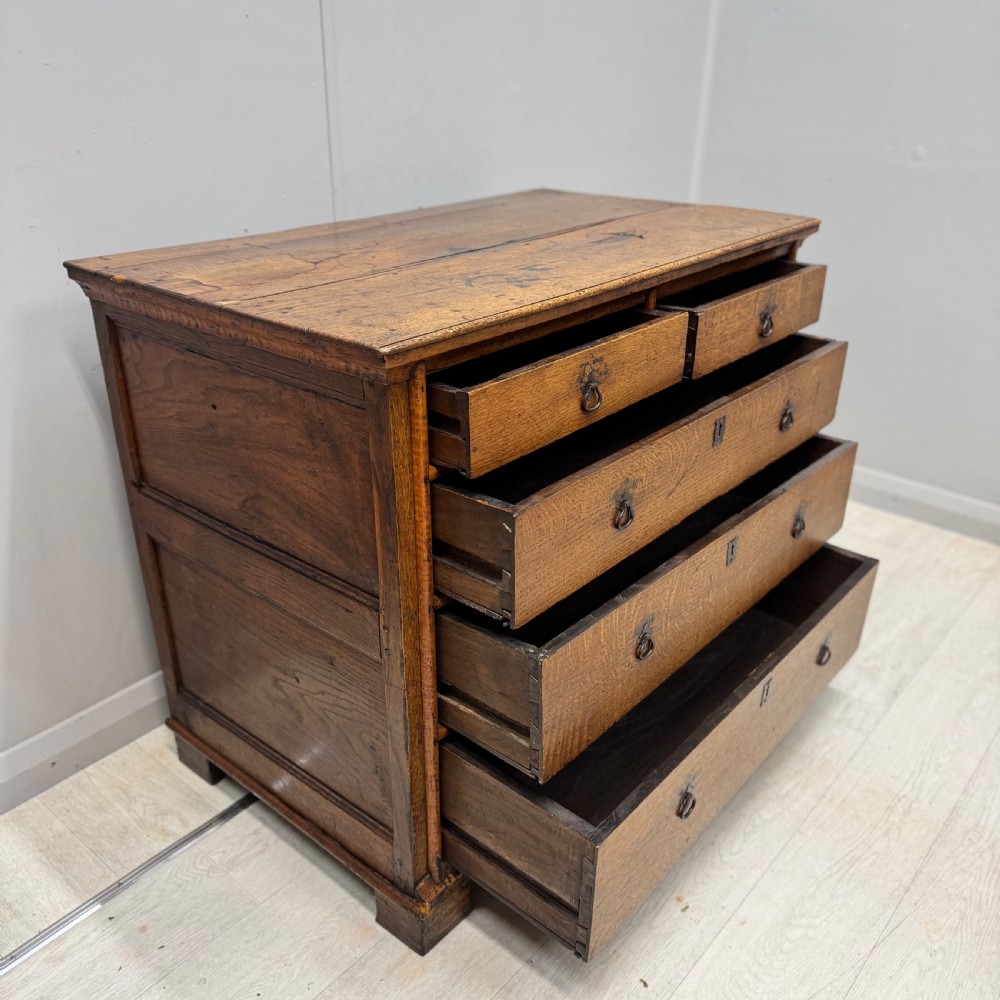 17th century English fruitwood chest of drawers  View VIII