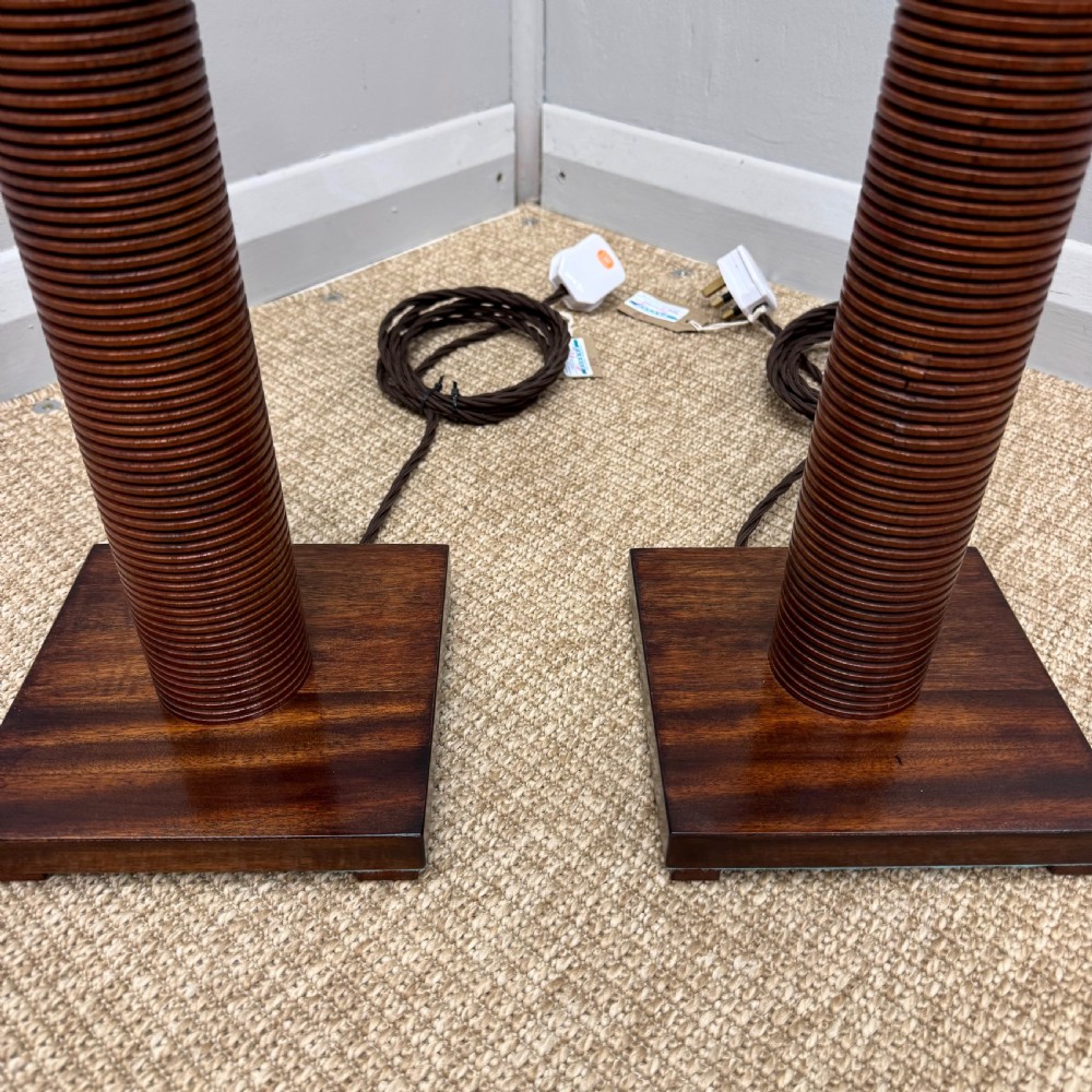 Pair of Victorian mahogany lamps (inc p&p) View IV