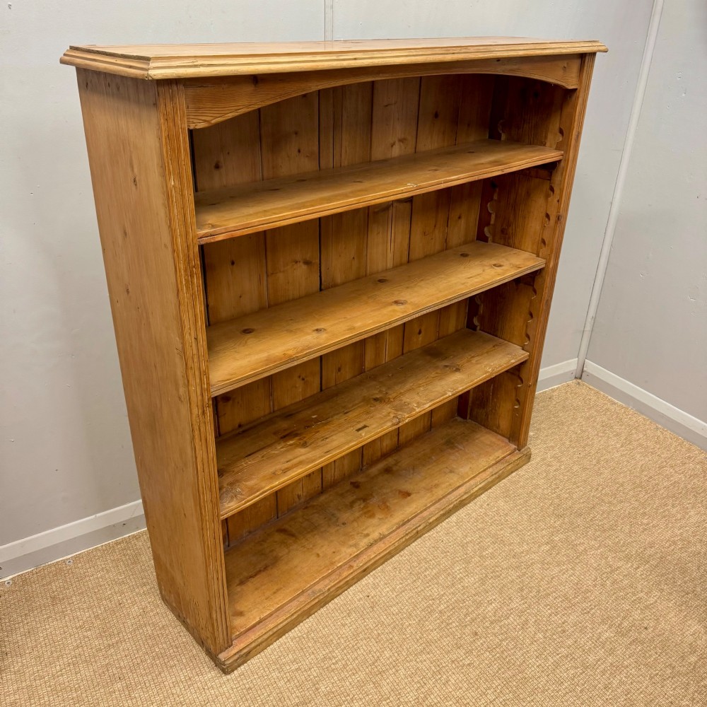 Antique Victorian pine adjustable bookcase