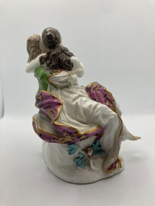 MEISSEN PORCELAIN FIGURINE 'PAIR OF LOVERS' MODEL NO 571 18TH CENTURY - ADDITIONAL PHOTO 7