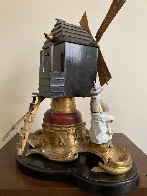 ORMOLU WINDMILL WITH MEISSEN HARLEQUIN AND COLUMBINE 18TH CENTURY - ADDITIONAL PHOTO 4