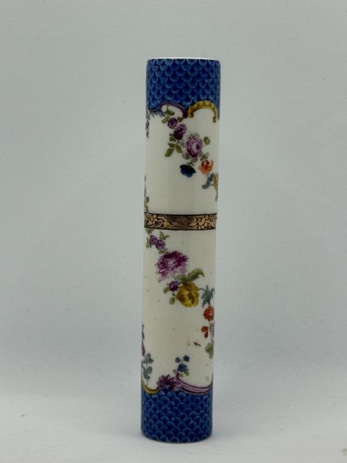 MEISSEN GILTMETAL MOUNTED ETUI BODKIN CASE CIRCA 1755 - ADDITIONAL PHOTO 2