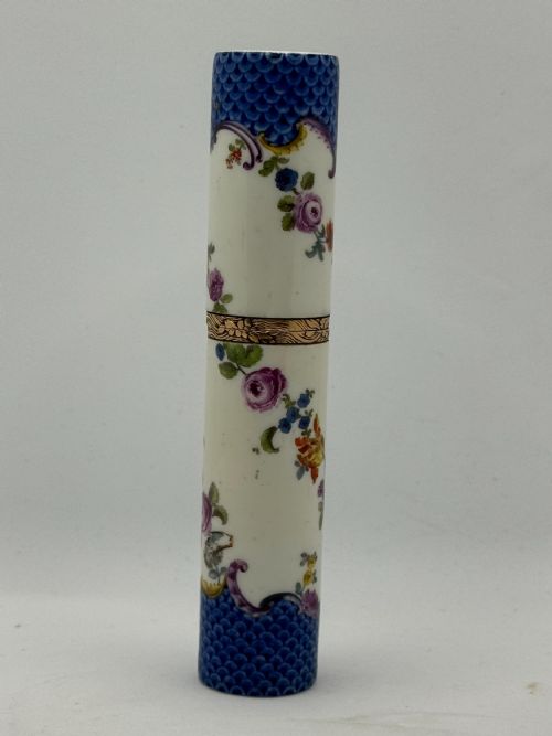 MEISSEN GILTMETAL MOUNTED ETUI BODKIN CASE CIRCA 1755 - ADDITIONAL PHOTO 6
