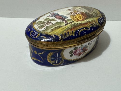 18TH CENTURY BILSTON ENAMEL OVAL PATCH SNUFF BOX CIRCA 1780 - ADDITIONAL PHOTO 2