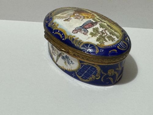 18TH CENTURY BILSTON ENAMEL OVAL PATCH SNUFF BOX CIRCA 1780 - ADDITIONAL PHOTO 4