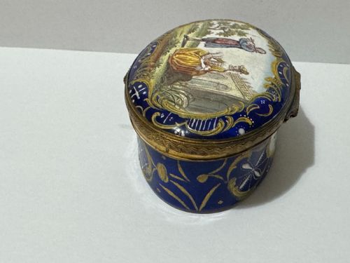 18TH CENTURY BILSTON ENAMEL OVAL PATCH SNUFF BOX CIRCA 1780 - ADDITIONAL PHOTO 7