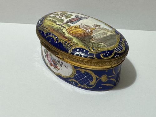 18TH CENTURY BILSTON ENAMEL OVAL PATCH SNUFF BOX CIRCA 1780 - ADDITIONAL PHOTO 8