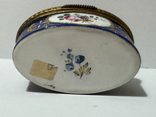 18TH CENTURY BILSTON ENAMEL OVAL PATCH SNUFF BOX CIRCA 1780 - ADDITIONAL PHOTO 11