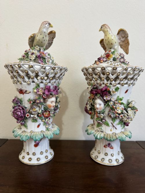 18TH CENTURY PAIR OF DERBY FRILL VASES - ADDITIONAL PHOTO 1