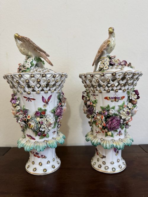 18TH CENTURY PAIR OF DERBY FRILL VASES - ADDITIONAL PHOTO 8