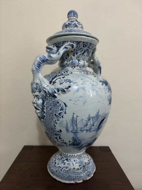 18TH CENTURY LARGE DELFT URN VASE WITH HANDLES - ADDITIONAL PHOTO 3